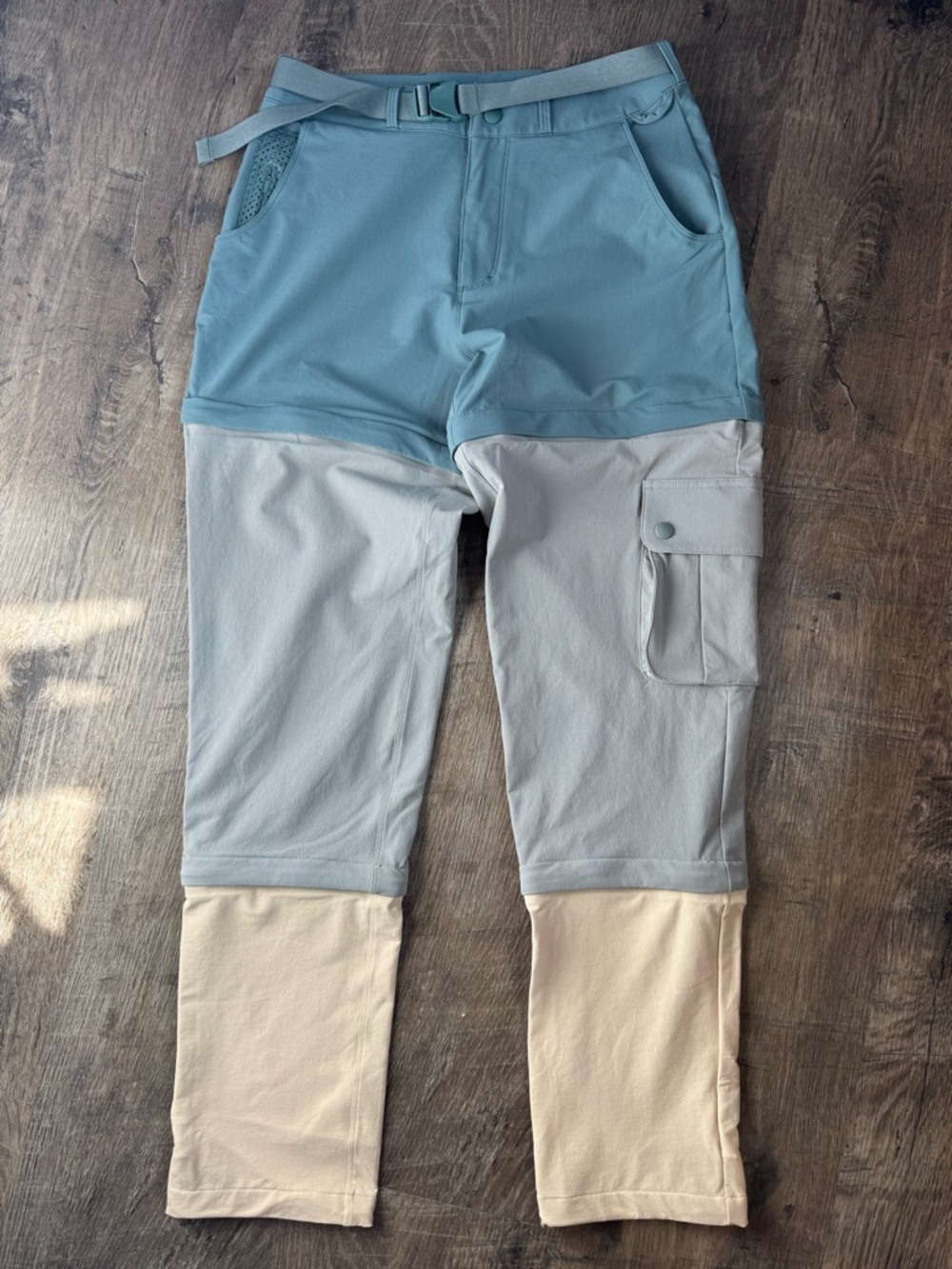 Outdoor Voices RecTrek Zip-Off Pant
Lizard/Granite/Oatmeal S